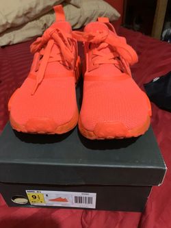 Adidas men’s 9.5 sneakers