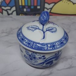 HUTSCHENREUTHER Porcelain Germany Blue FLOWERS Round Shape Sugar Pot