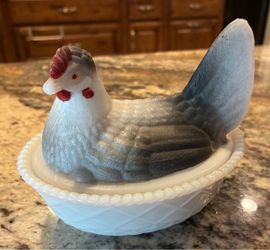 Vintage WestMoreland Milk Glass Hen on Nest Candy Dish