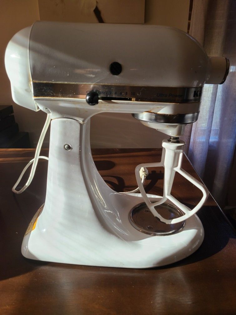 Kitchen Aid Mixer 