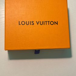 LV(Louis Vuitton) Wallet 