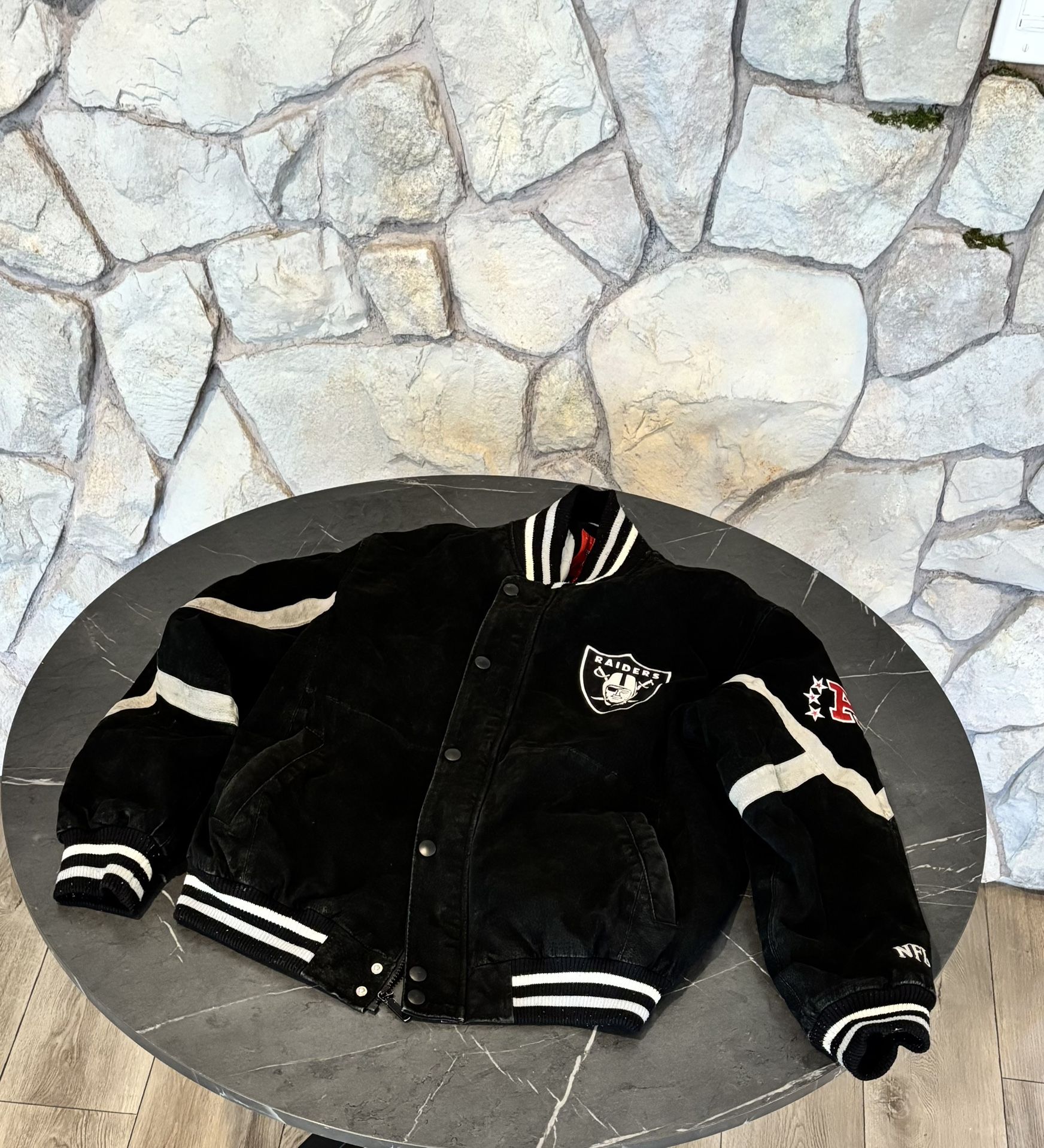 🏈 Vintage NFL Raiders Suede Distressed Leather Varsity Jacket – XL 🏈