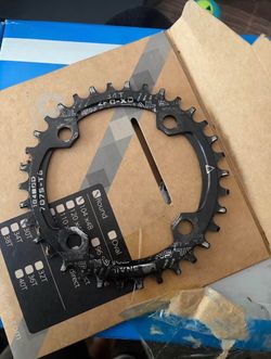 34t Round Black Chain Ring
