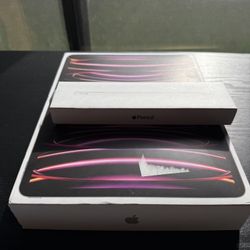 iPad Pro 12.9 Inch 6th Gen