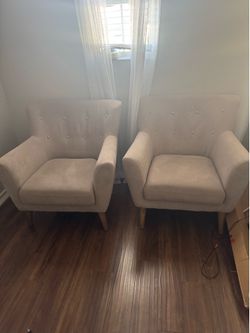 Accent Chairs