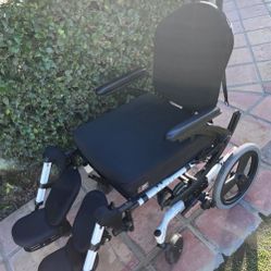 Quickie IRIS Tilt In Space Manual Wheelchair Upgraded Cushions