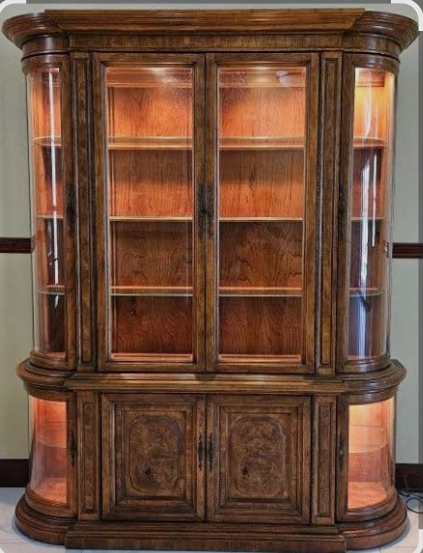 China Cabinet 