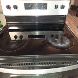 Whirpool Electric stove