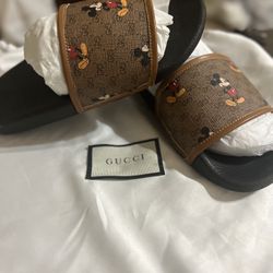 Kids gg Micky Slides Size 3 Adults Size 5 