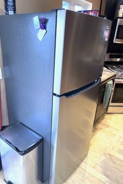 Amana Stainless Fridge 18cuft