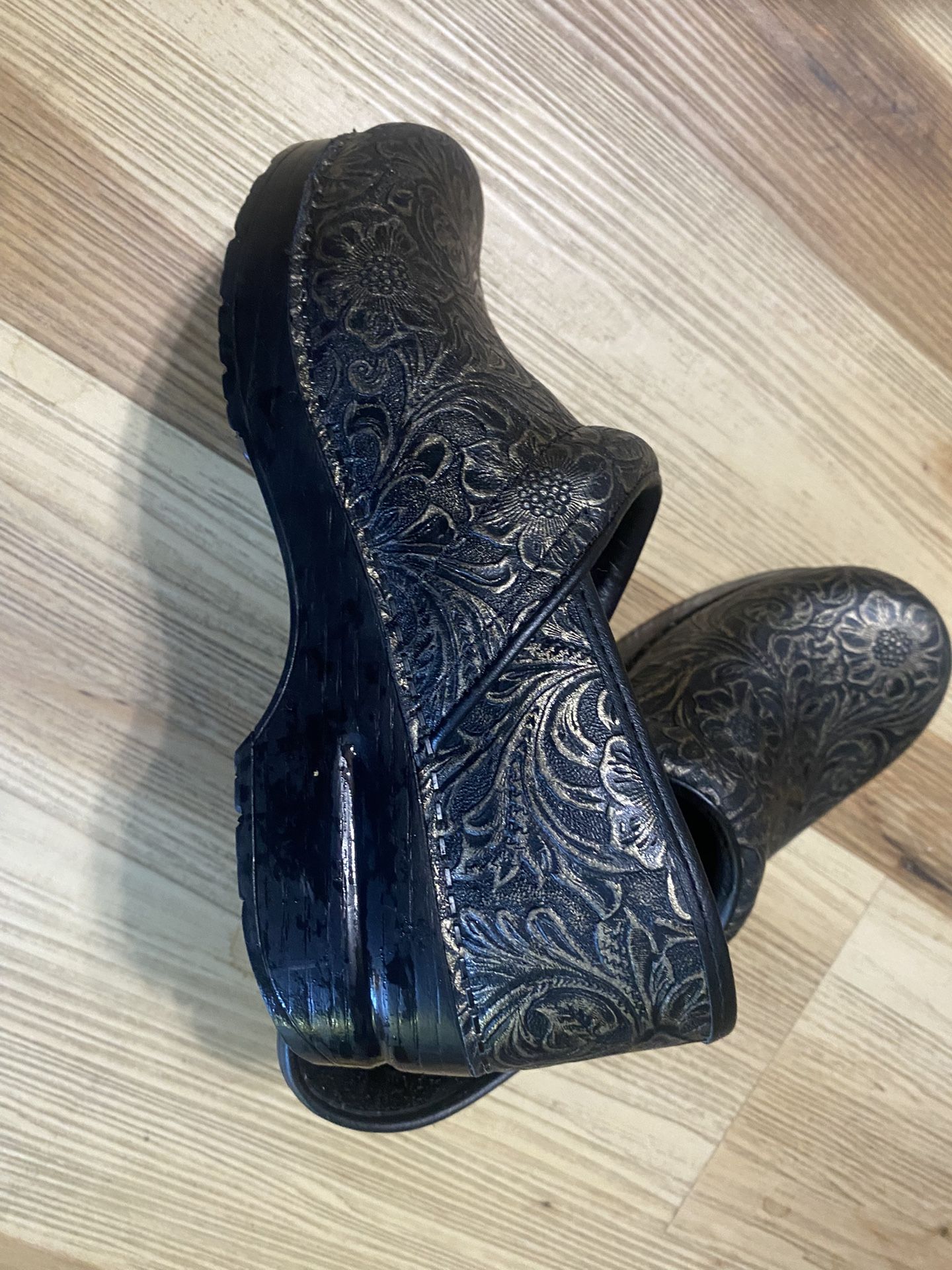 Dansco Professional Clogs