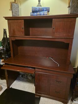 Desk & Hutch