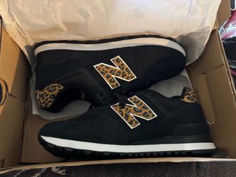 New Balance Black Suede