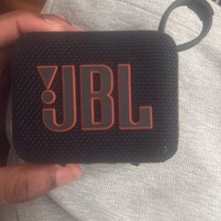 JBL Go 4