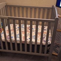 Mini Crib 