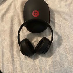 Beats Studio Wireless Headphones 
