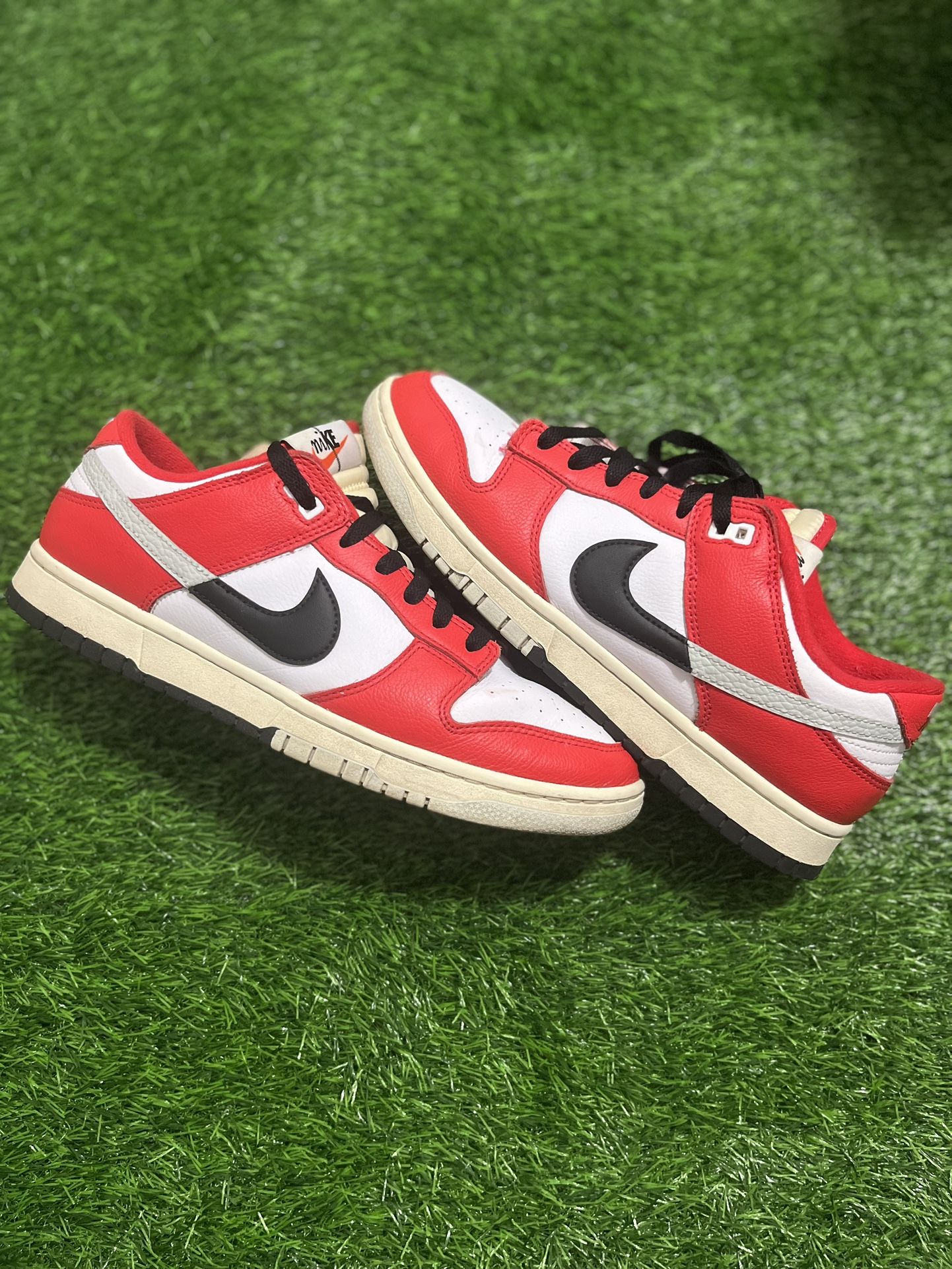 Nike Dunk Low - Chicago Split