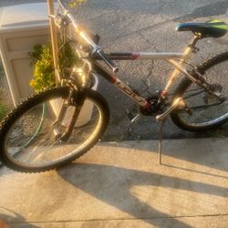 GT mountain bike in good condition
