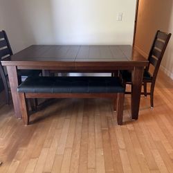Beautiful Lake Tahoe Dining Set SOLID WOID