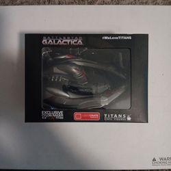 BATTLESTAR GALACTICA 4.5" TiTAN
