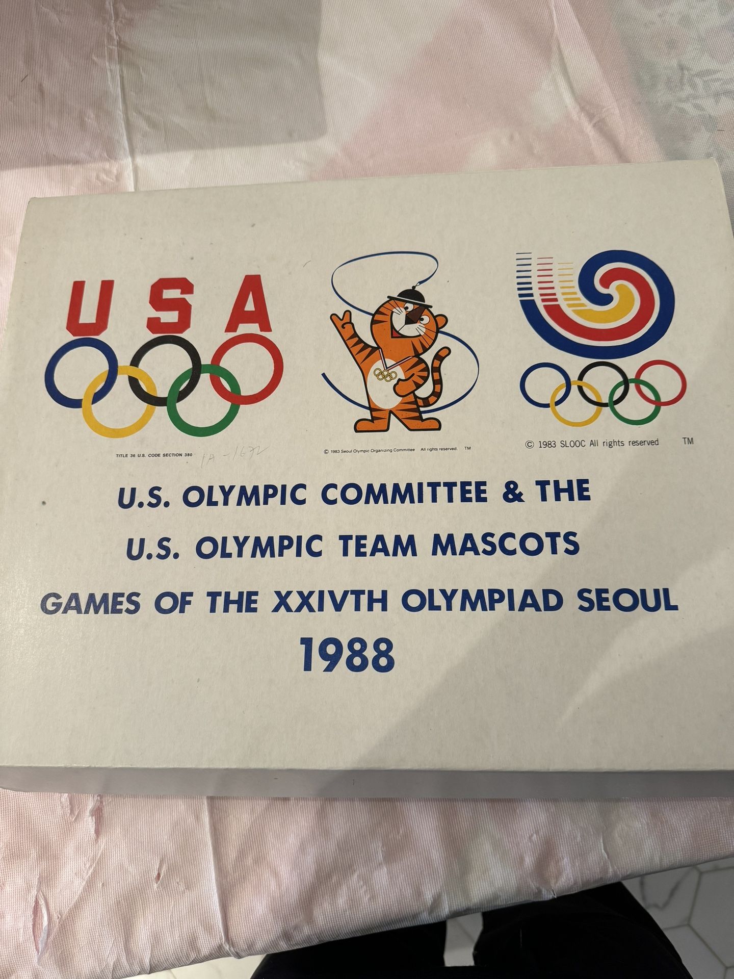 1988 Seoul Mascot USA pin set
