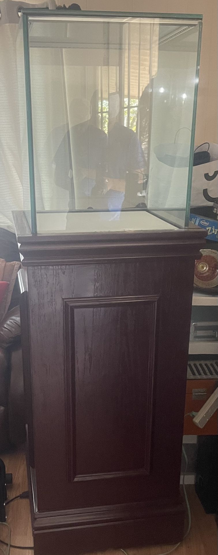 Museum Showcases in Real Wood - Square Tower Locking Display Case