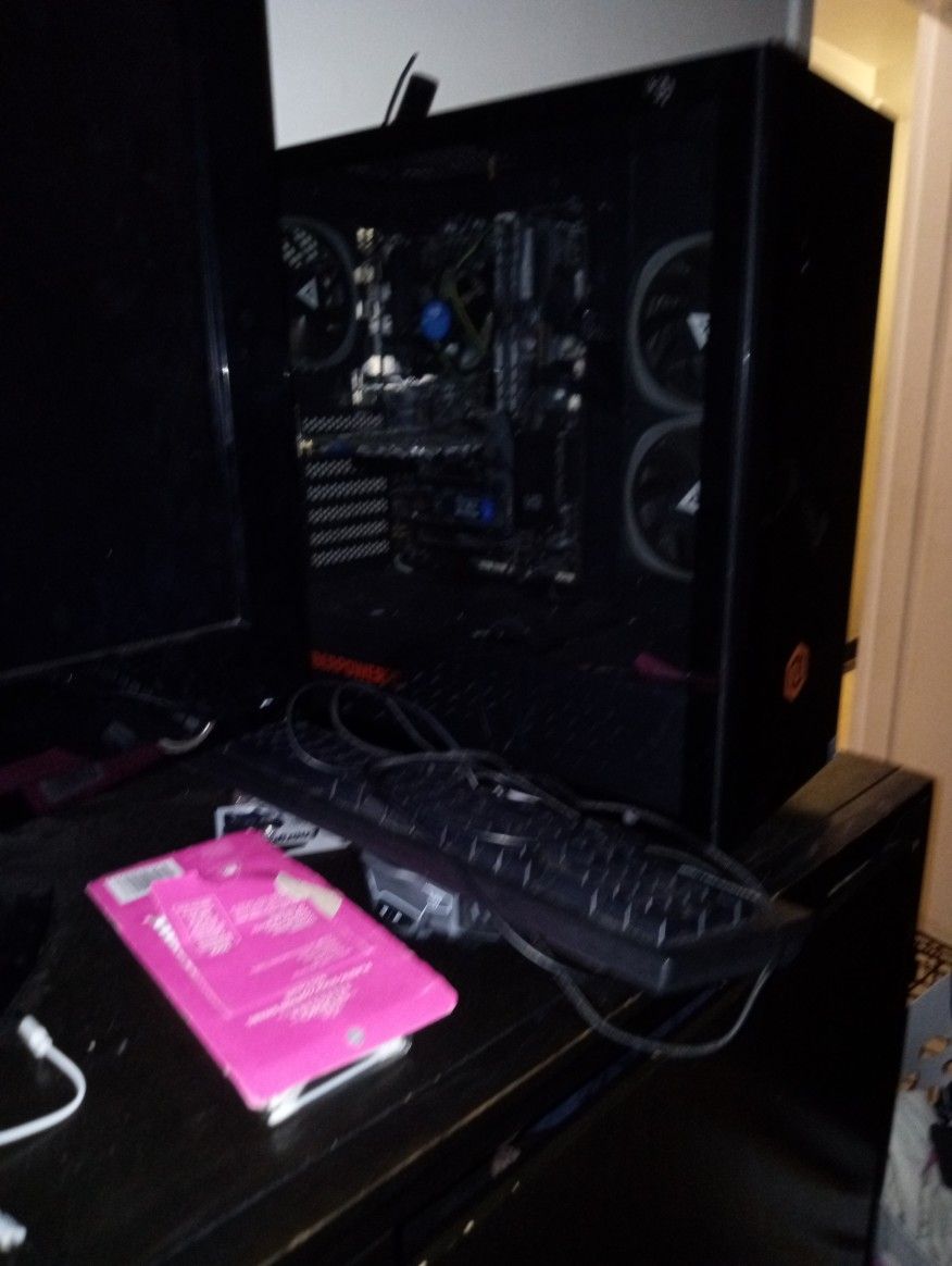 Core Intel i3 Cyberpowered Pc For 300$