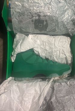 Jordan 11 green screen