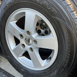 4- GOOD YEAR RADIAL ASSURANCE 