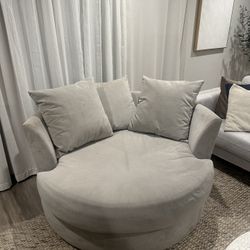 Cute Swivel Couch 