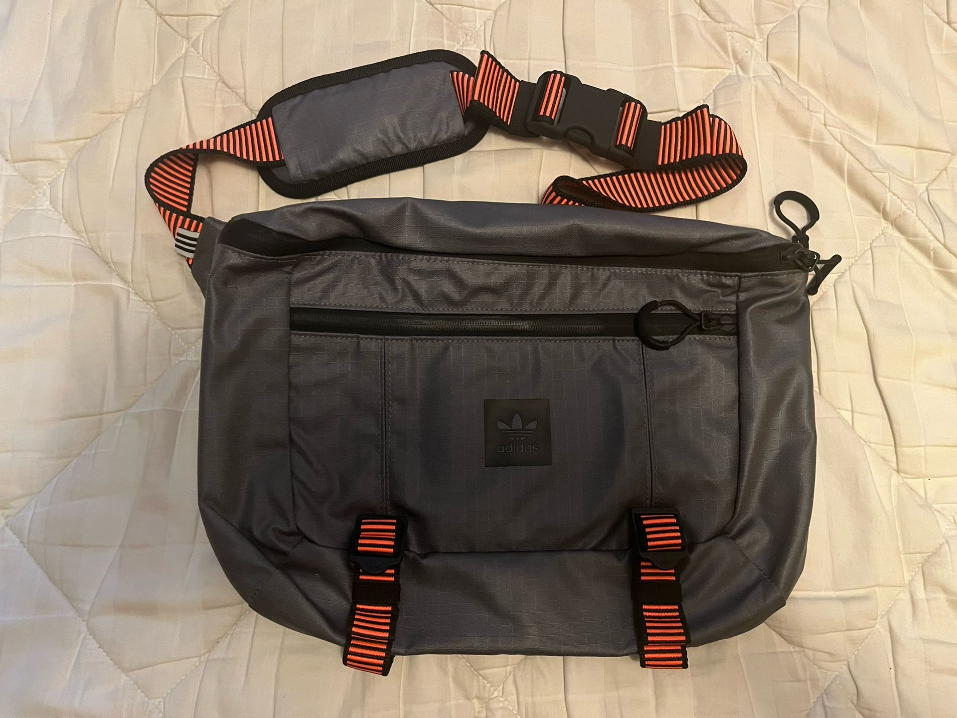 Adidas Mini Messenger Bag