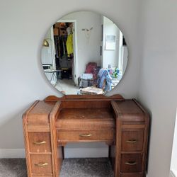 Matching Vintage 1930s Waterfall Style Dresser and Vanity