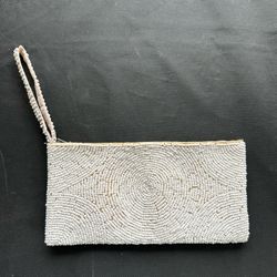 BEADED WRISTLET WALLET 