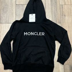 Moncler hoodie size M