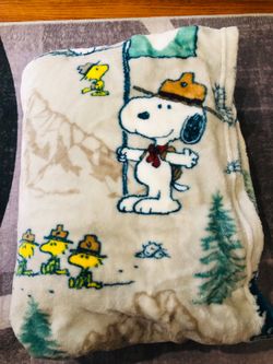 Peanuts Snoopy blanket