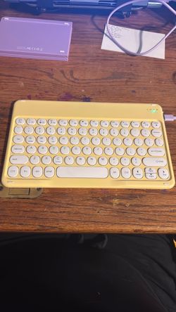 adorable yellow bluetooth keyboard