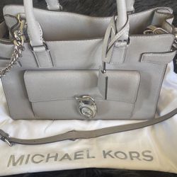 Micheal Kors Purse