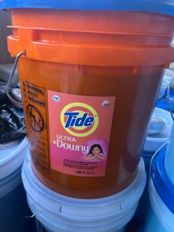 640 oz buckets of detergent