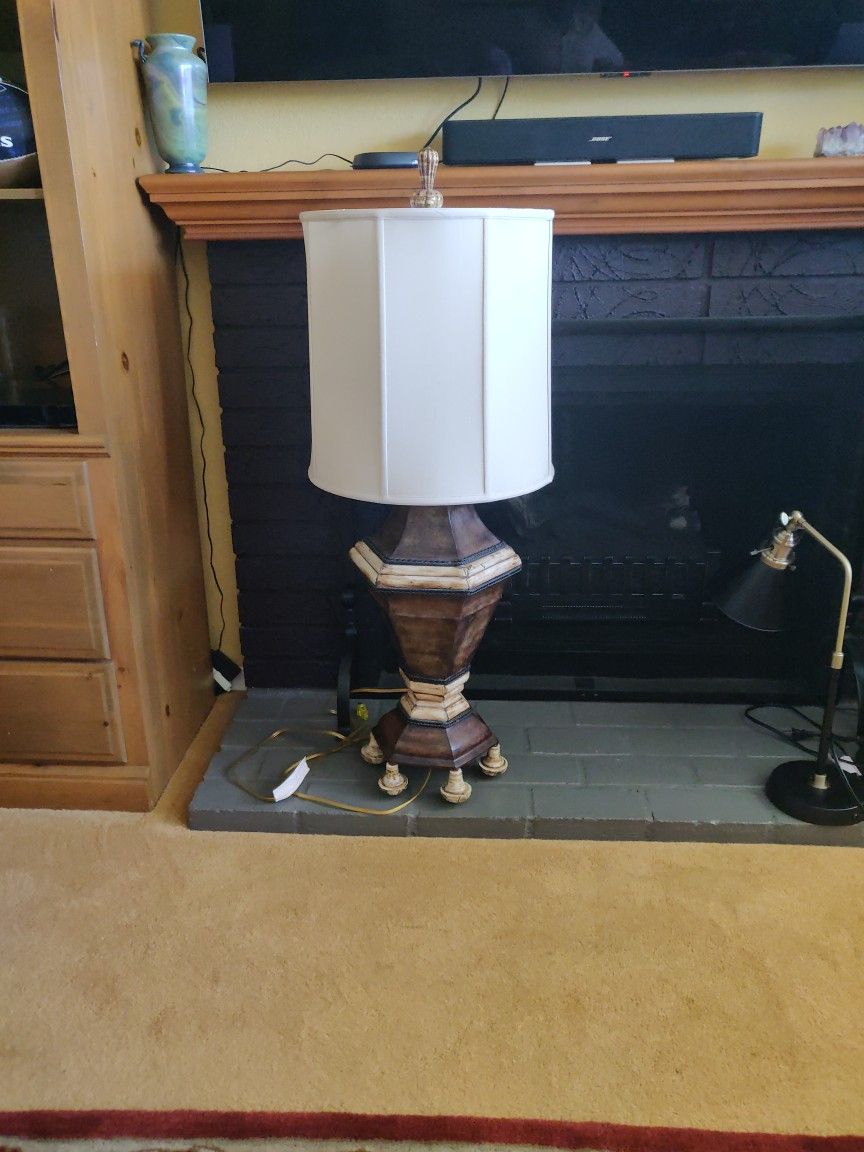 42" Metal Base Lamp