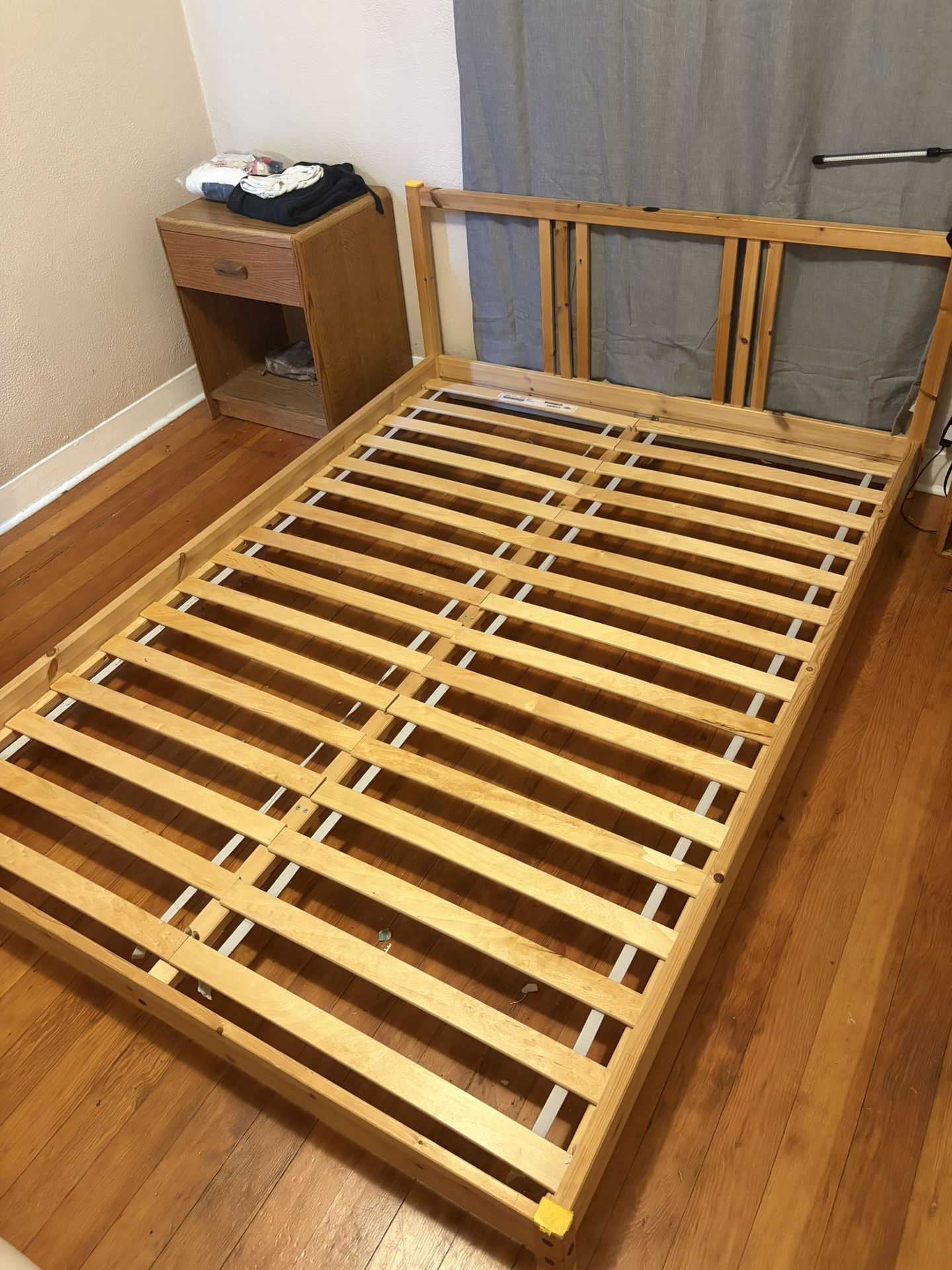 Full Size Bed Frame Setup