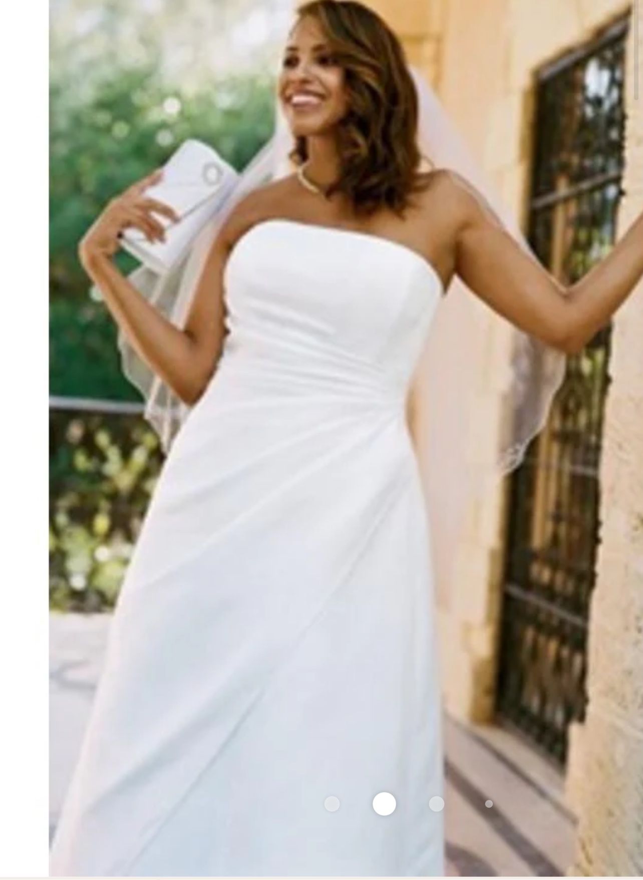 David’s Bridal White - Wedding Dress - Simple Yet Elegant 