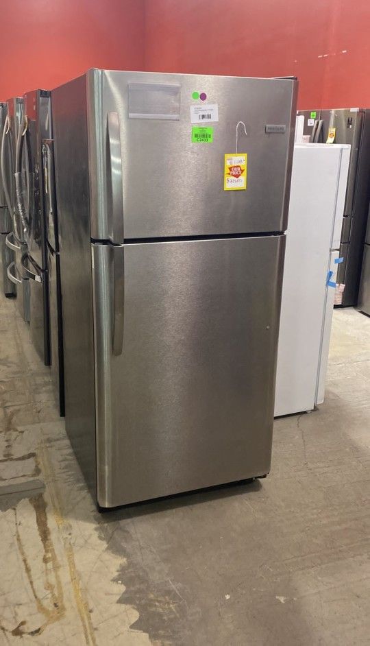 FRIGIDAIRE FFTRTS 20.4 cu. ft. Top Freezer Refrigerator MA D7