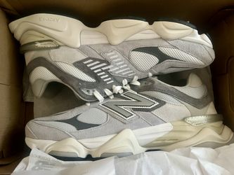 New Balance 9060 Nude Colorway size 12