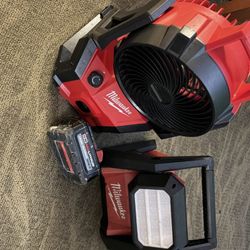 Milwaukee Lamp Fan And Battery