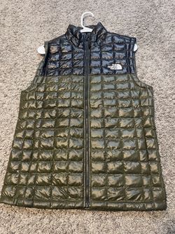 The north face $30 size small