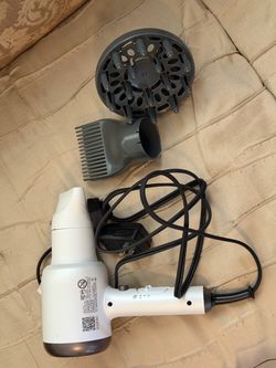 Wavytalk Blown Away Iconic Hair Dryer