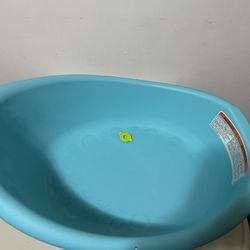 Baby bath tub -fisher price