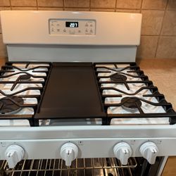 GE Gas Stove, JGBS66DEK6WW