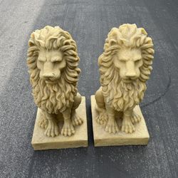 Two large Lion Statue Figures