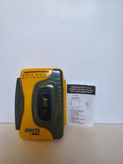 GPX Sports cassette tape AM/FM portable player